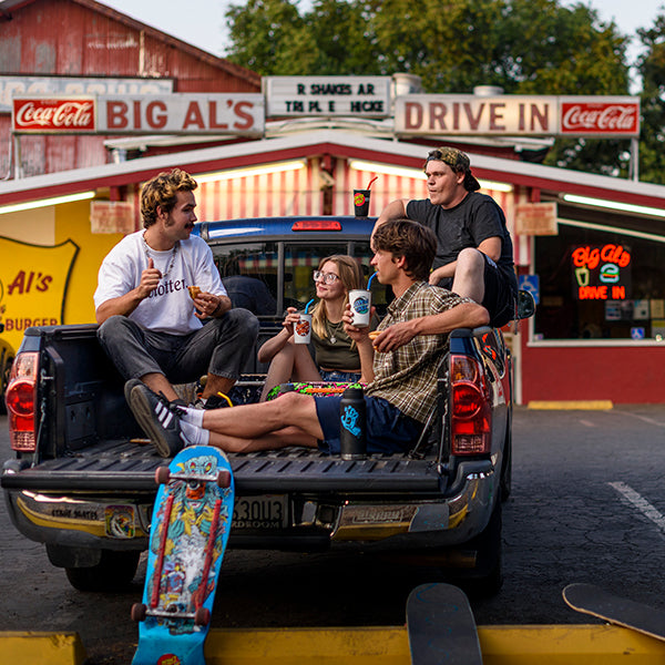 16oz-pint-cup-santa-cruz-c2 16oz_pints_santa_cruz_2_vacationdot_wavedot_skaters_truckbed_square.jpg
