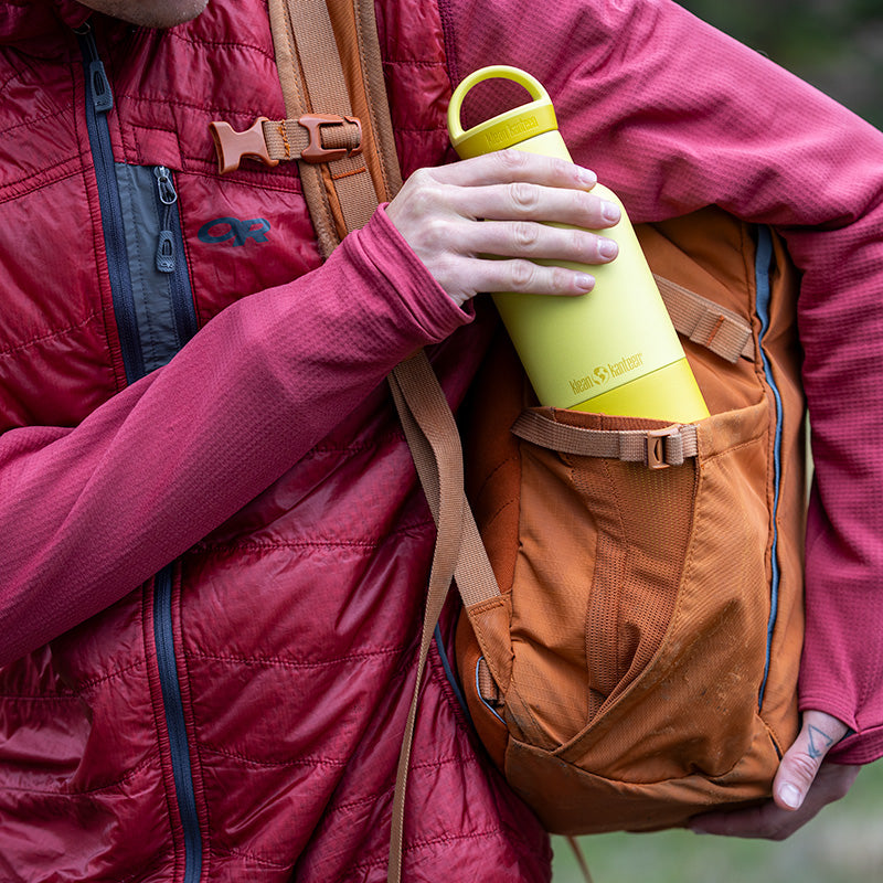 20oz-rise-classic-with-arch-loop-cap-h4 20oz_rise_classic_insulated_bottle_acacia_backpack_square.jpg