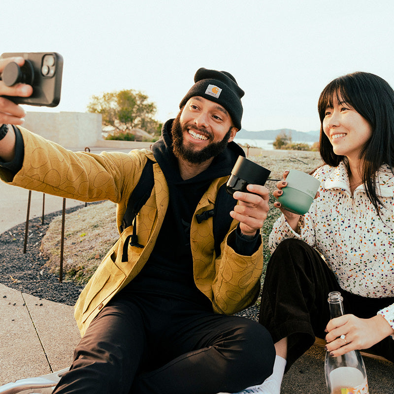 8oz-rise-lowball-tumbler-u9 8oz_rise_lowball_black_iceberg_couple_selfie_city_square.jpg