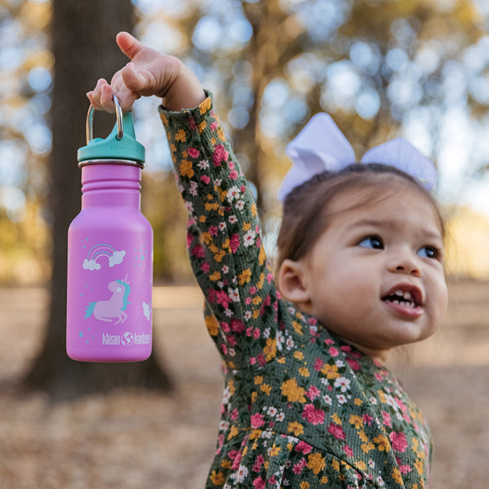 classic-kid-sippy-cap-v2 K12CNSIPPY-UN-kids_bottle_unicorn_lifestyle.jpg
