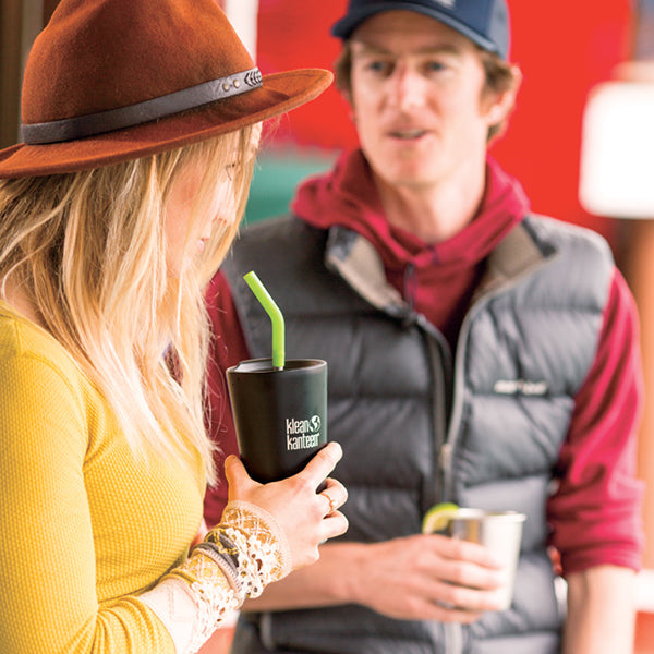 tumbler-straw-lid-with-straw-l8 K16VSSC-SB-guy-girl_style_9a499e23-5b7a-4a0d-b42e-d1b4b02627b2.jpg