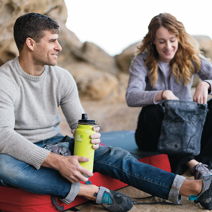 tkwide-chug-cap-o4 K32TKWSSL-JP-chug_cap_bouldering_lifestyle.jpg