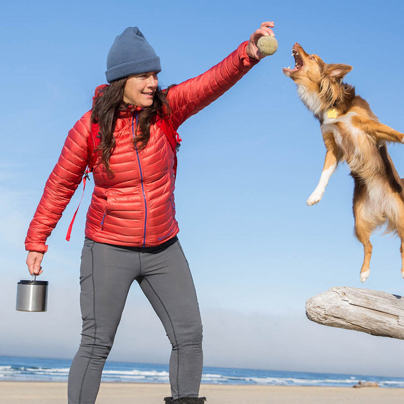 32oz-tkcanister-food-container-e5 food_canister_32oz_girl_beach_dog_jump_square.jpg
