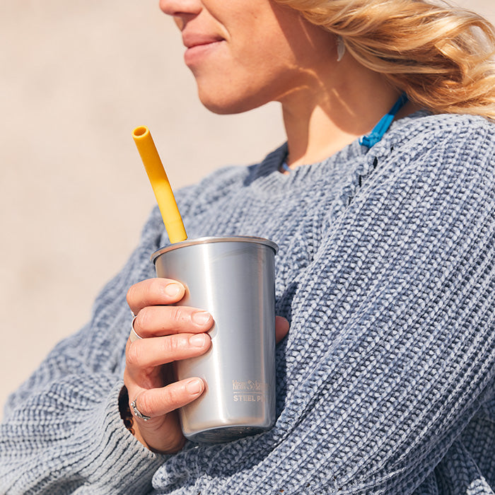 straw-4-pack-a7 recycled_steel_straw_pint_sun_lifestyle.jpg